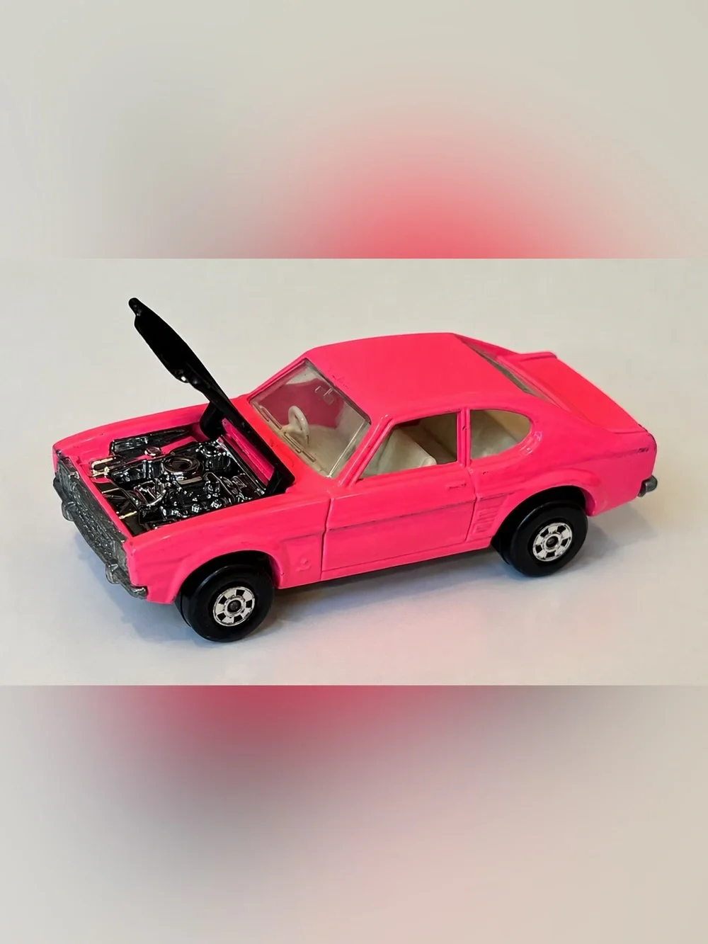 Vintage Matchbox Superfast 1970 No. 54 Ford Capri Pink Black Hood Lesney